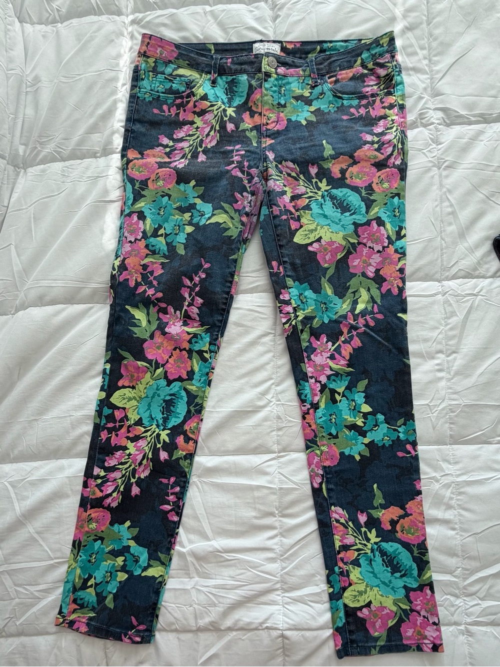 Aeropostale 13/14 Ultra Skinny Jeans Floral Neon 34 waist pink aqua Ashley